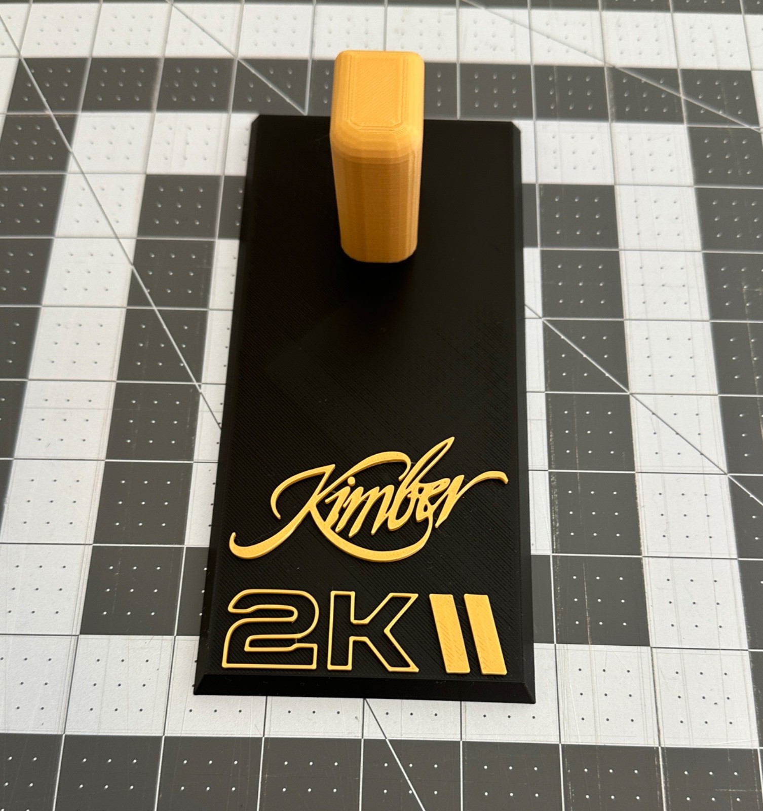 CP Pistol Stand for Kimber 2K11-GOLD-Personal Showcase or Gun Store Display