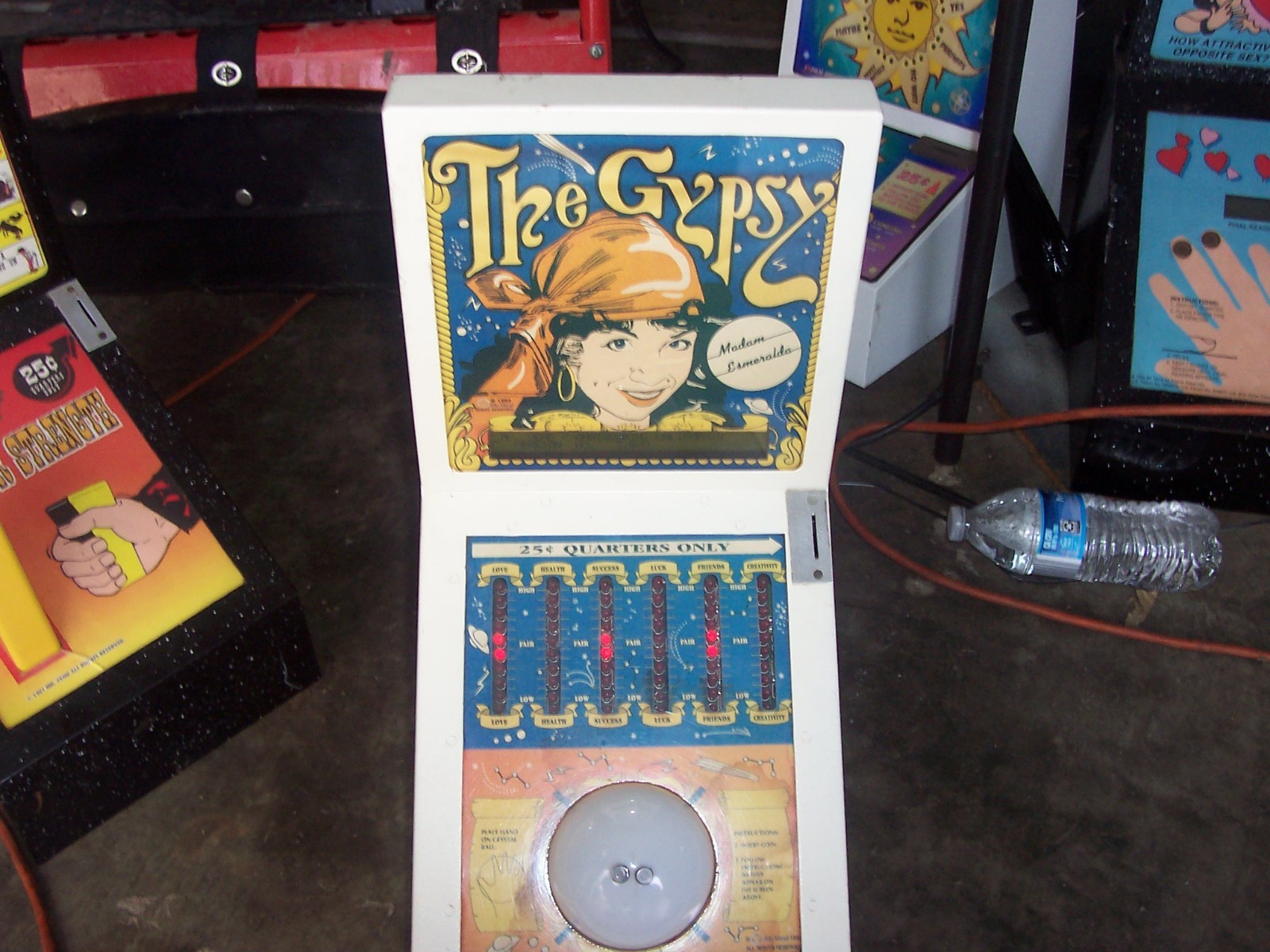 Mr Vend THE GYPSY FORTUNE TELLER Game Arcade .25 Cent - Works GREAT RARE!