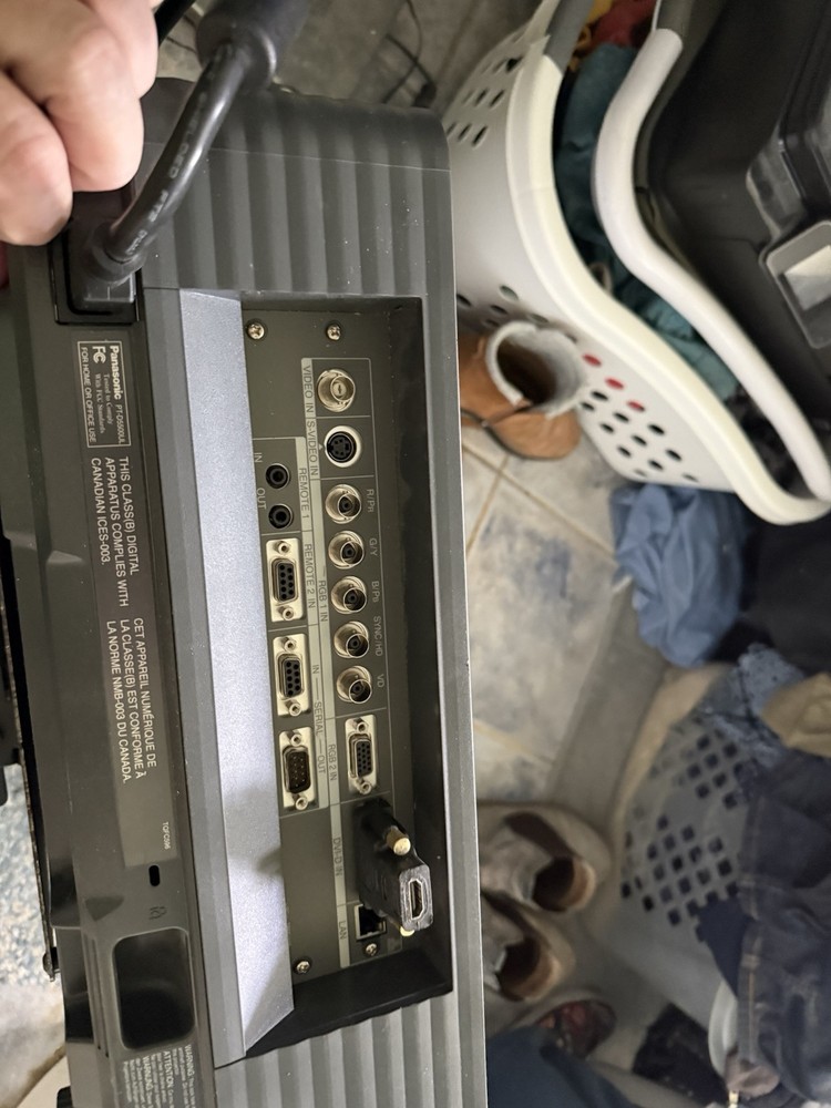 Panasonic Pt-d5500ul Projector