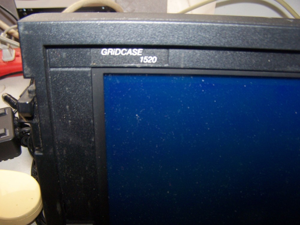 Grid GridCase 1520 Laptop Computer - Sold As Is