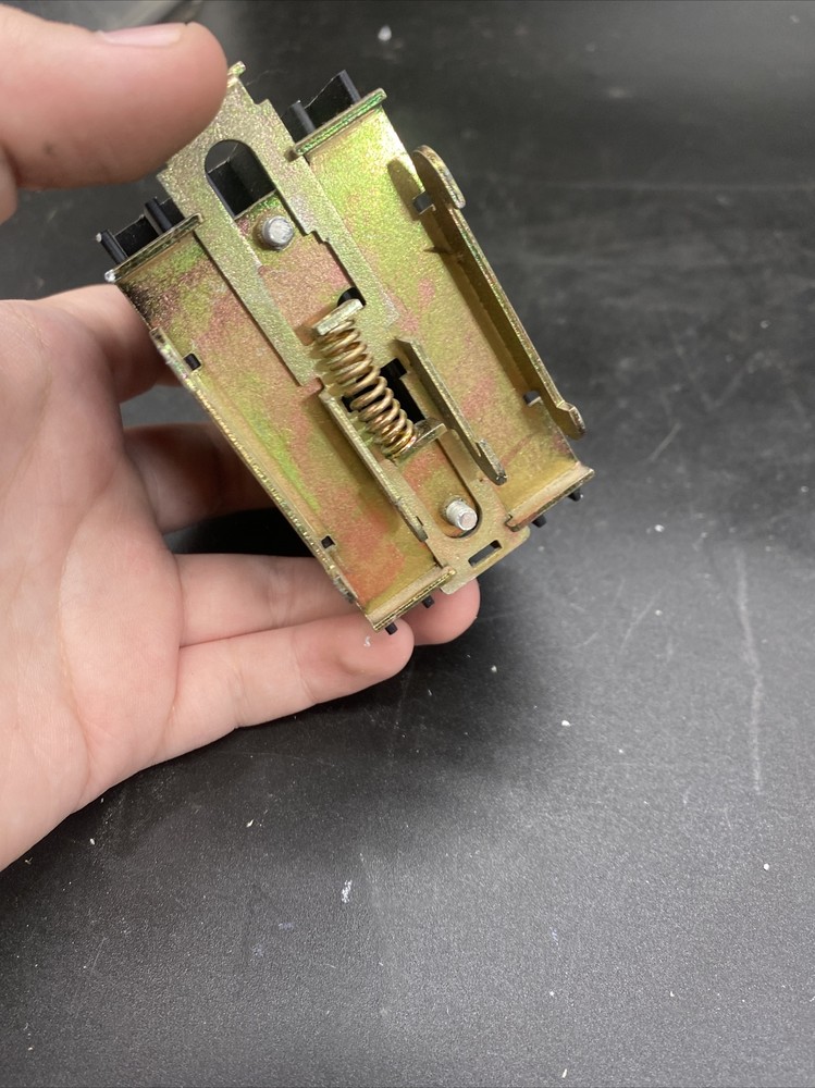 Crydom Solid State Relay Plus Bottom Part. D4875 . Free Shipping!!! Pre Owned!!!