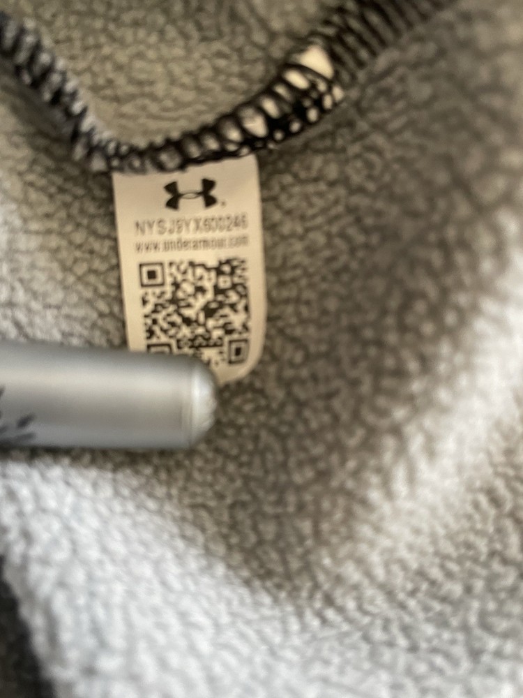 Under Armour Men’s Lg 1/4 Zip Grey Pullover