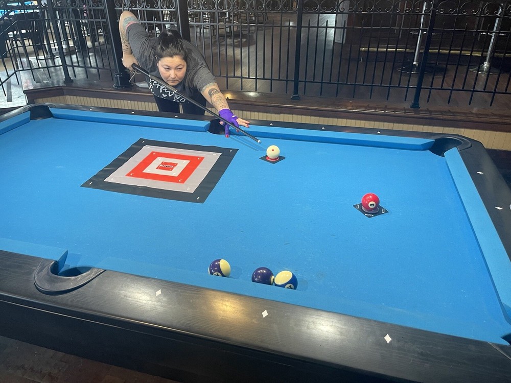 Billiards Cue Positioning Targets w/ Run Out Pattern Mats