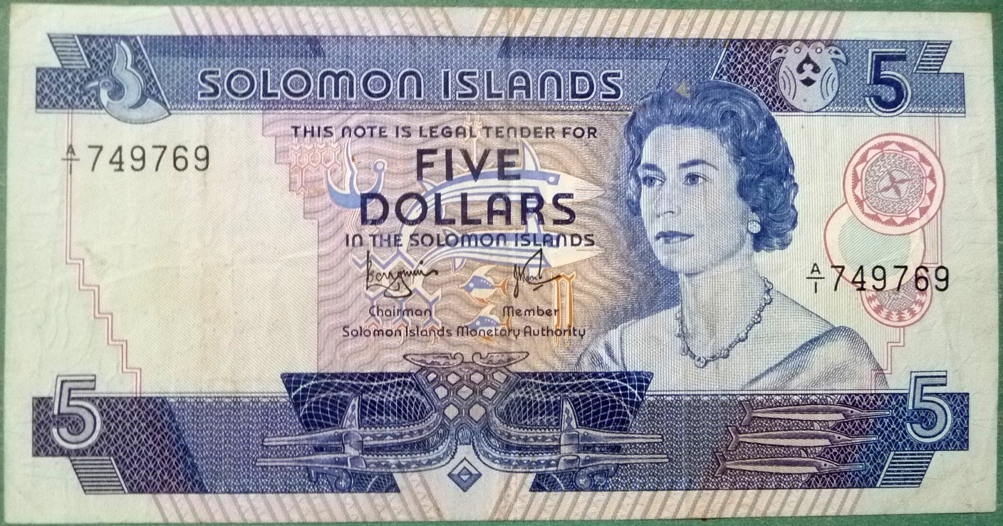SOLOMON ISLANDS 5 DOLLARS    NOTE FROM 1977,  P6, QE II