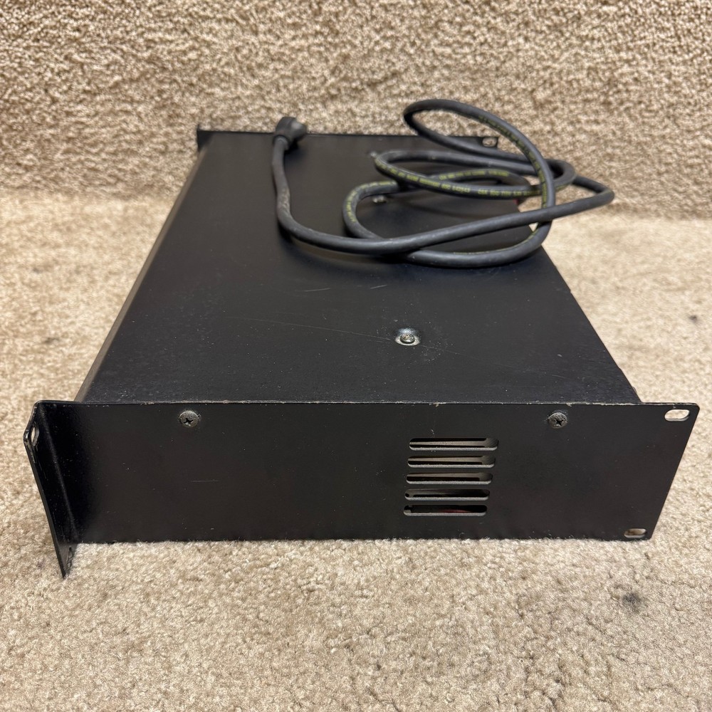 Crest Audio LA 601 Power Amp