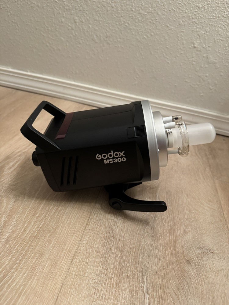 New Godox MS300 300Ws Compact Studio Strobe