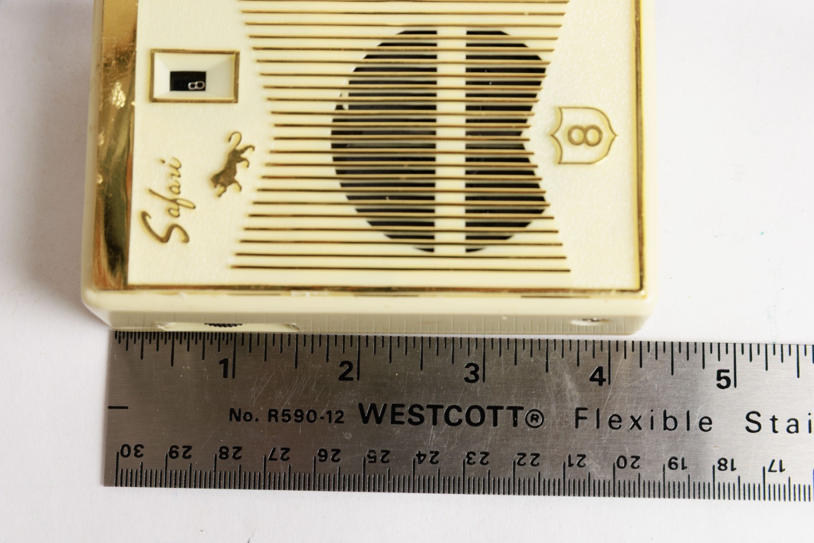 Vintage Safari 8 Transistor Radio Working