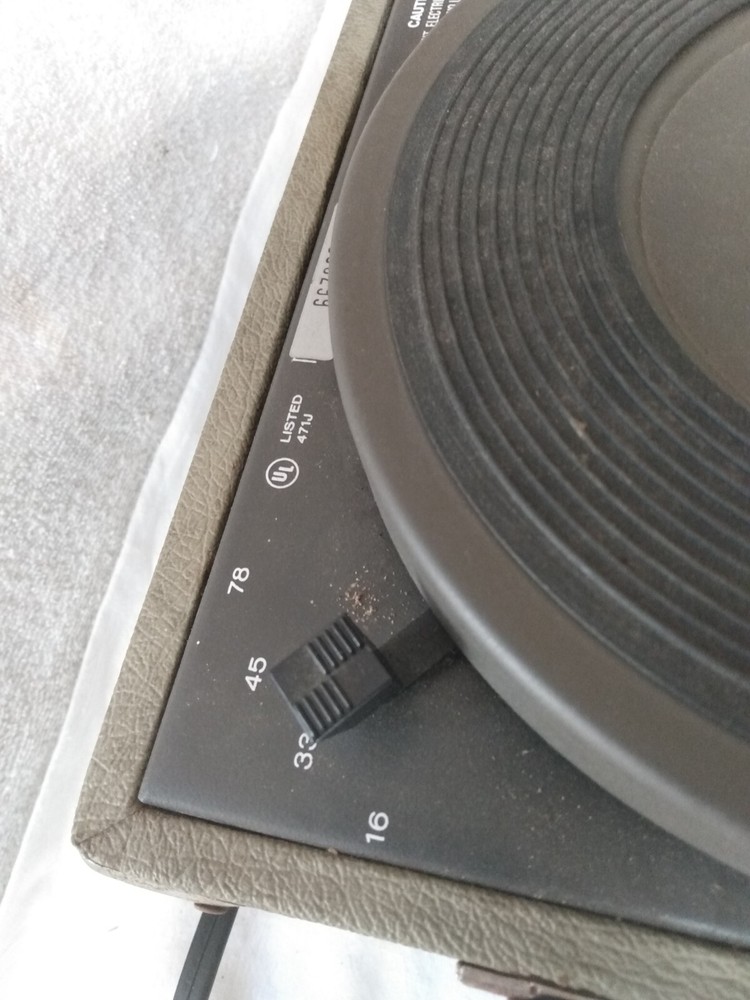 Vintage Audiotronics 300A Classroom Suitcase record player 1969 ~ Tested