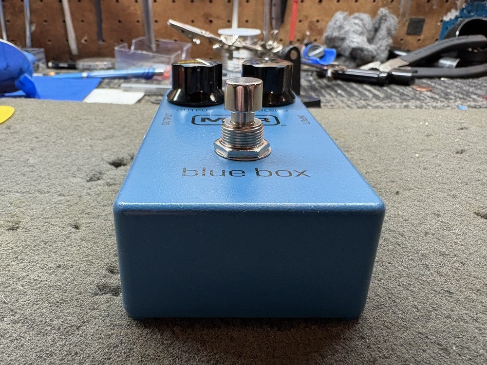 Modified MXR M103 Blue Box w/ boost and octave select