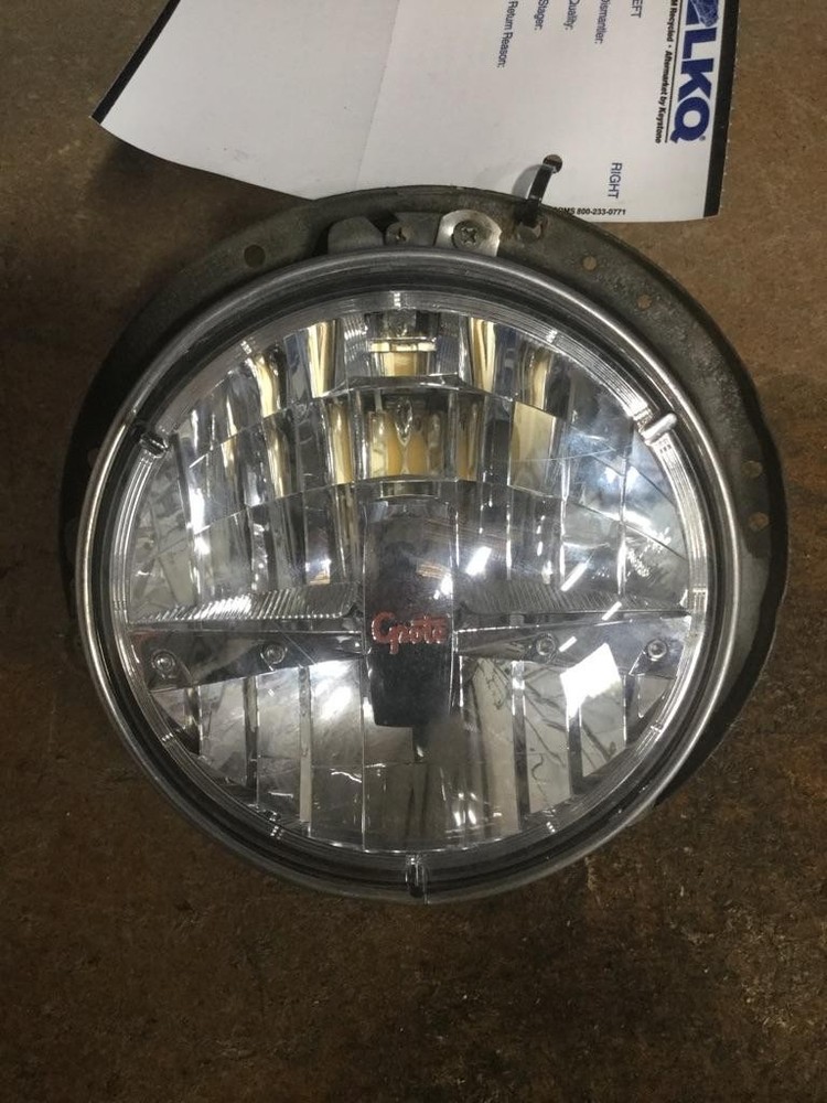 For 2001 MACK MR690 1996-2008 HEADLIGHT Right , GA