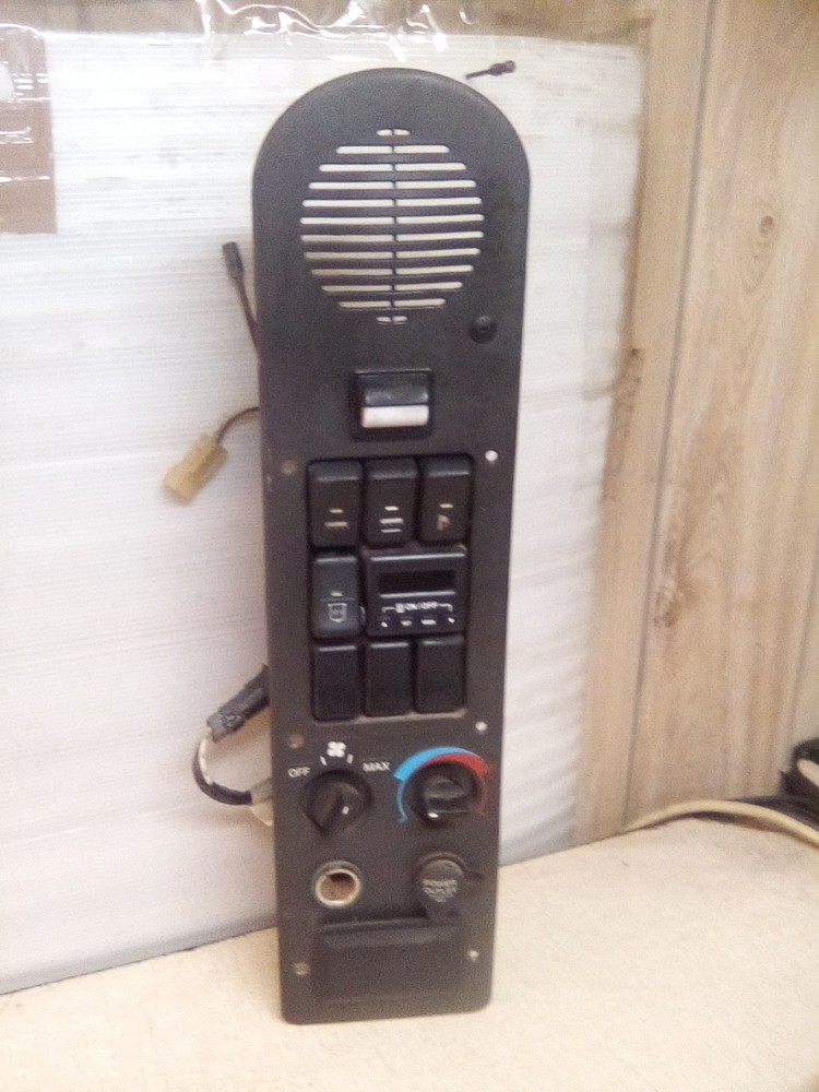 Volvo VNL 8079286 Sleeper Climate Control Panel