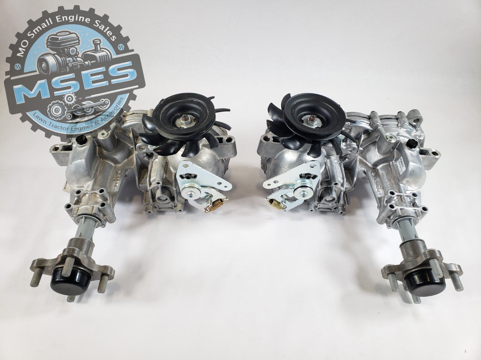 EZT-2200 HydroGear ZC-DUBB-3DKC-1PPX (LH) & ZC-AUBB-3DKB-1PPX (RH) Transaxle