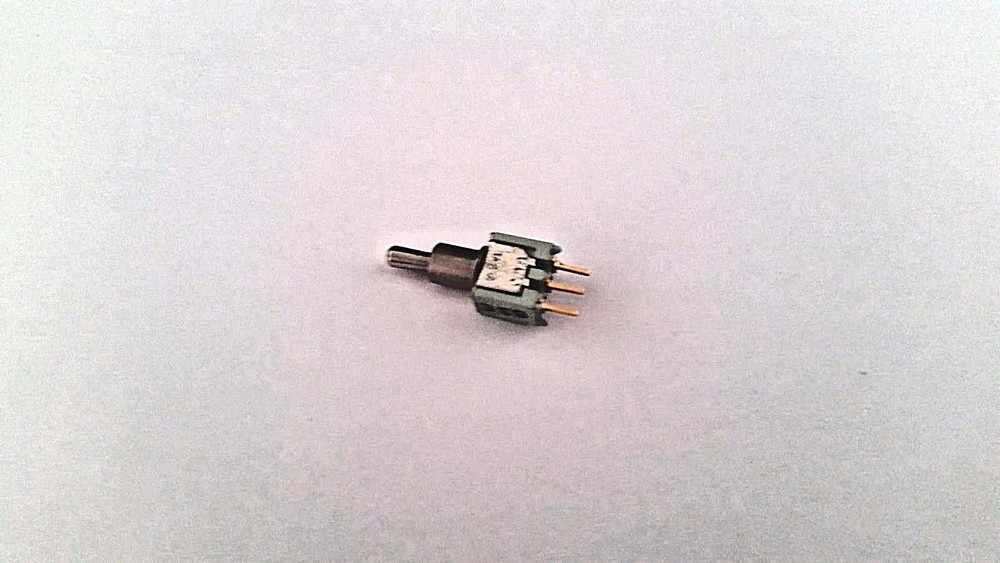 ALCO SWITCH TT11DG-PC-1 SPDT ON-ON .4A @ 20VDC TINY TOGGLE PC MOUNT GOLD PLATED