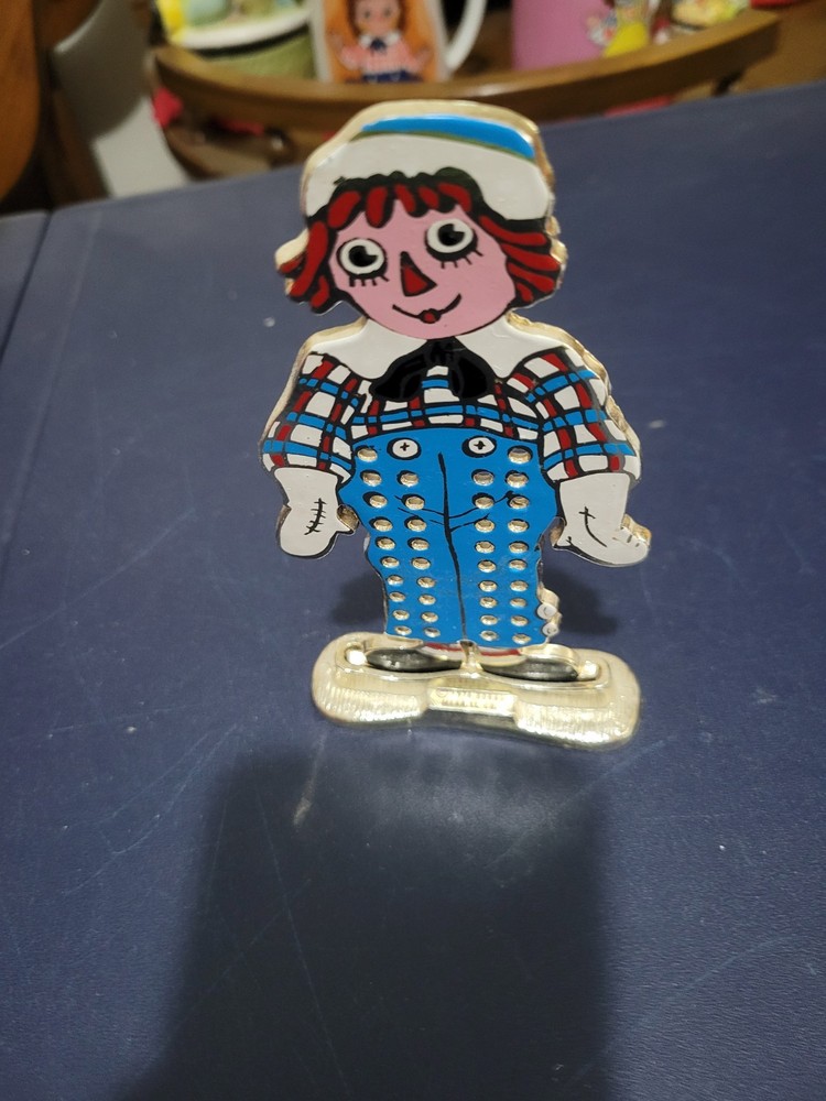 Raggedy Andy earring holder