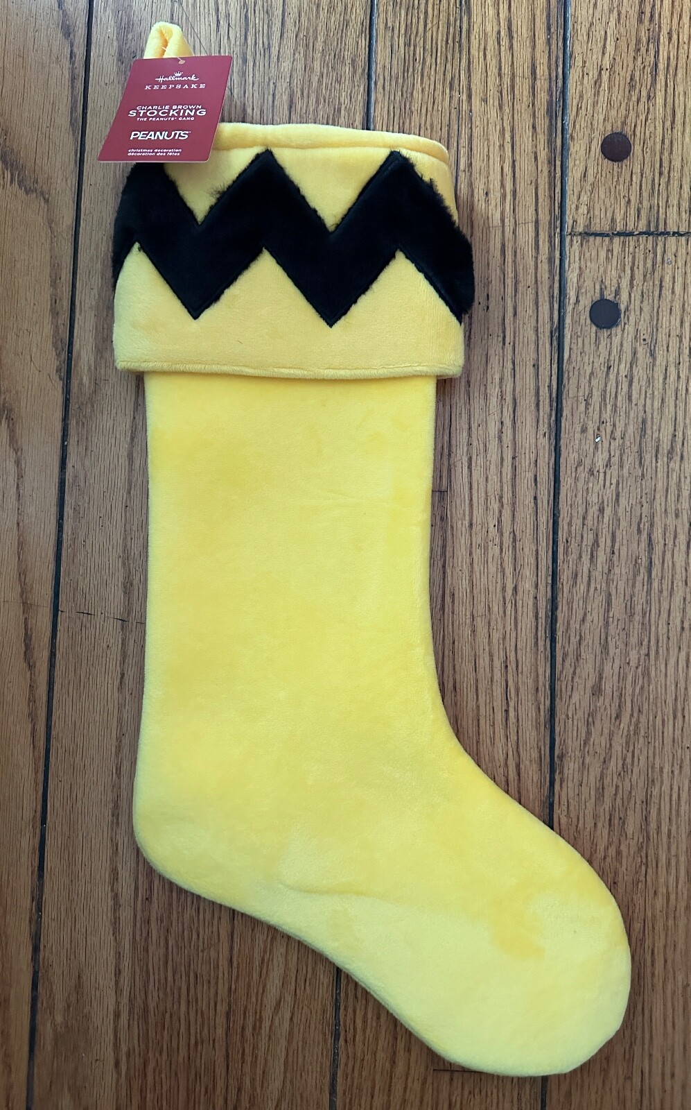 2023 Hallmark Keepsake The Peanuts Gang Charlie Brown Fabric Stocking 18.2"