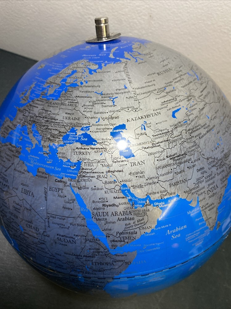 Full Circle Vision Blue & Silver Desktop World Globe 33cm Tall