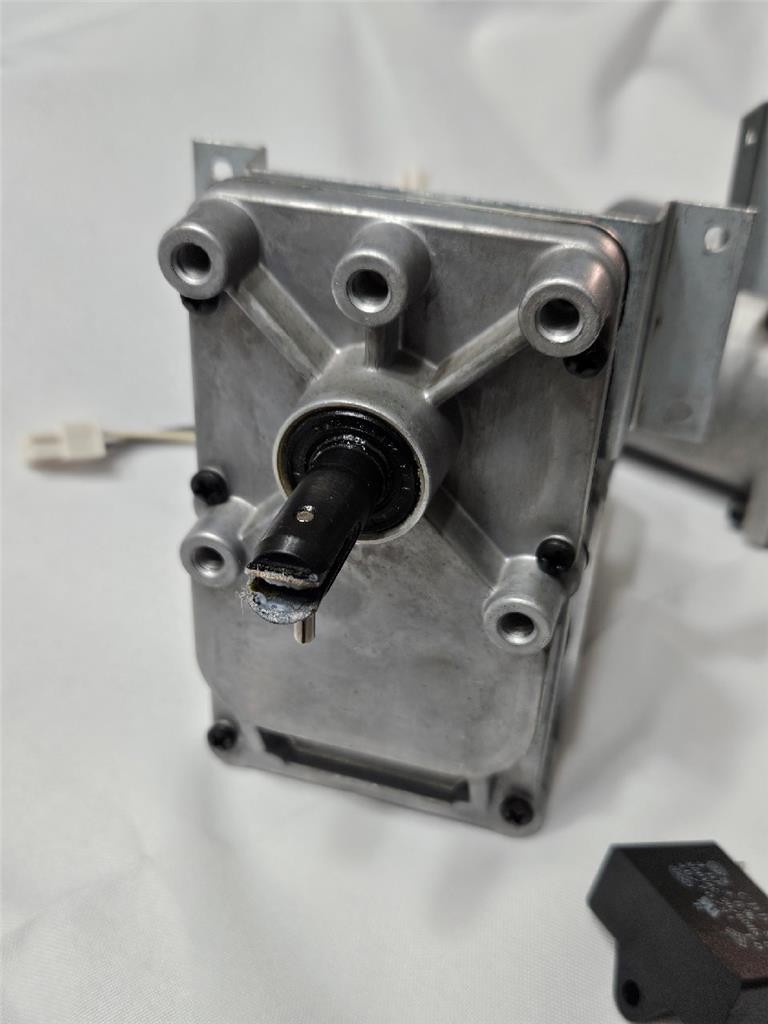 BUNN ULTRA-2/CDS-2 Auger Motor #28093.1000, 27179.0004