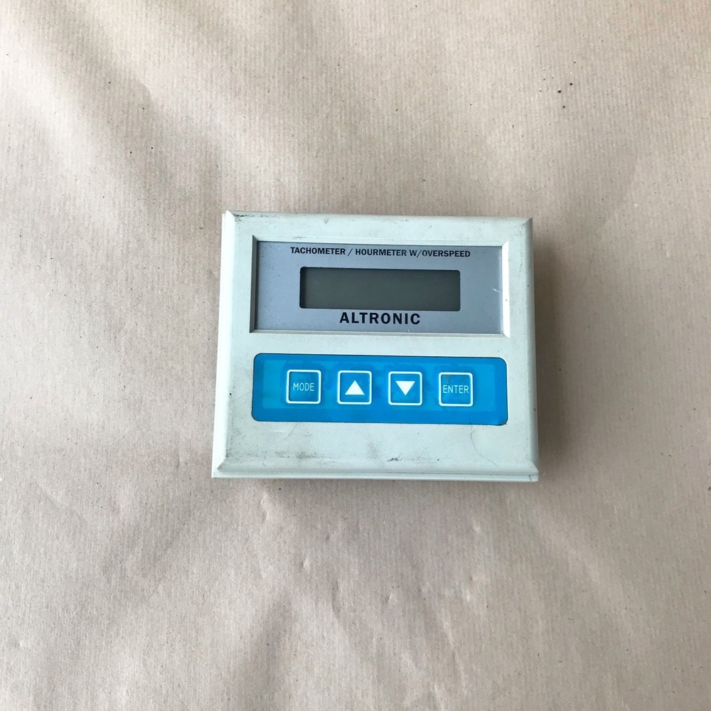 ALTRONIC DTHO-3201 DIGITAL TACHOMETER