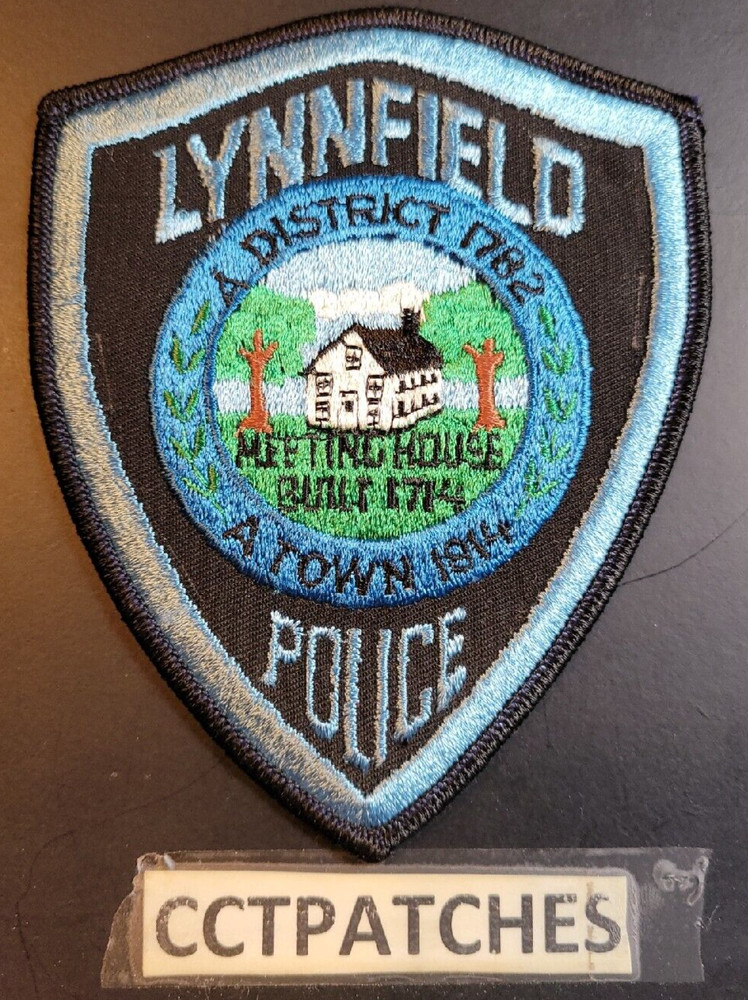 LYNNFIELD, MASSACHUSETTS POLICE SHOULDER PATCH MA