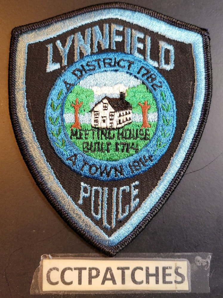 LYNNFIELD, MASSACHUSETTS POLICE SHOULDER PATCH MA