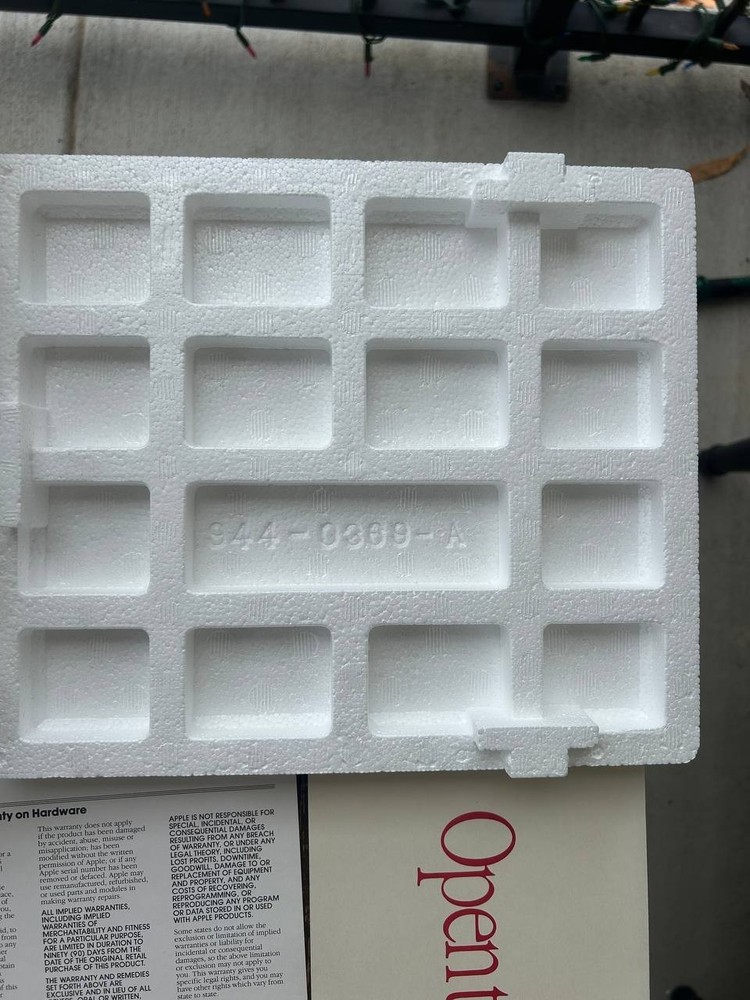 Apple Macintosh System Software start kit 944-0379-A. Manuals, System Update