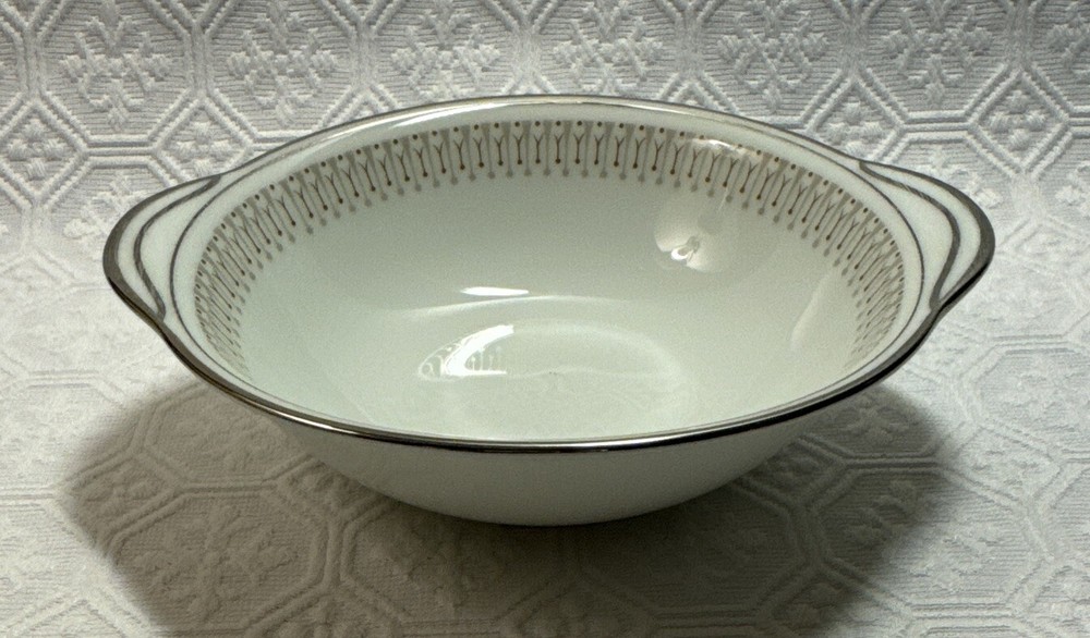 Rare NORITAKE LESLIE 6004 Lug Bowl