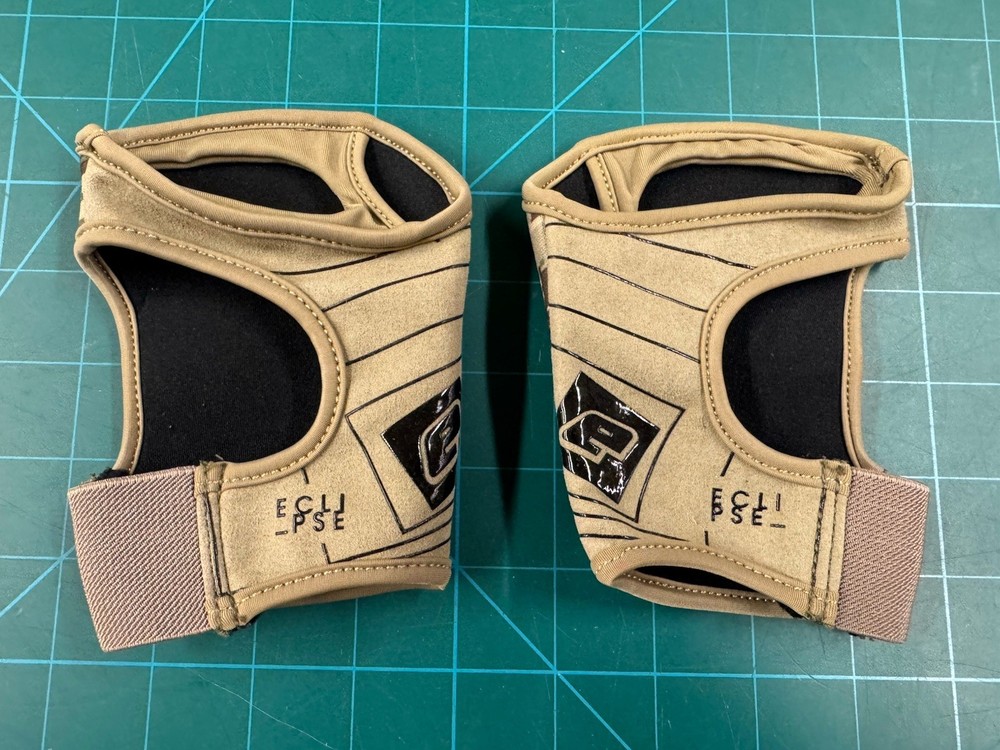 Planet Eclipse “Snap” gauntlets/gloves. MEDIUM. Rare!