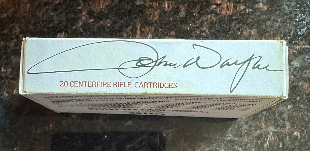 JOHN WAYNE - Winchester 32-40 Cartridge Box (empty) + Decal