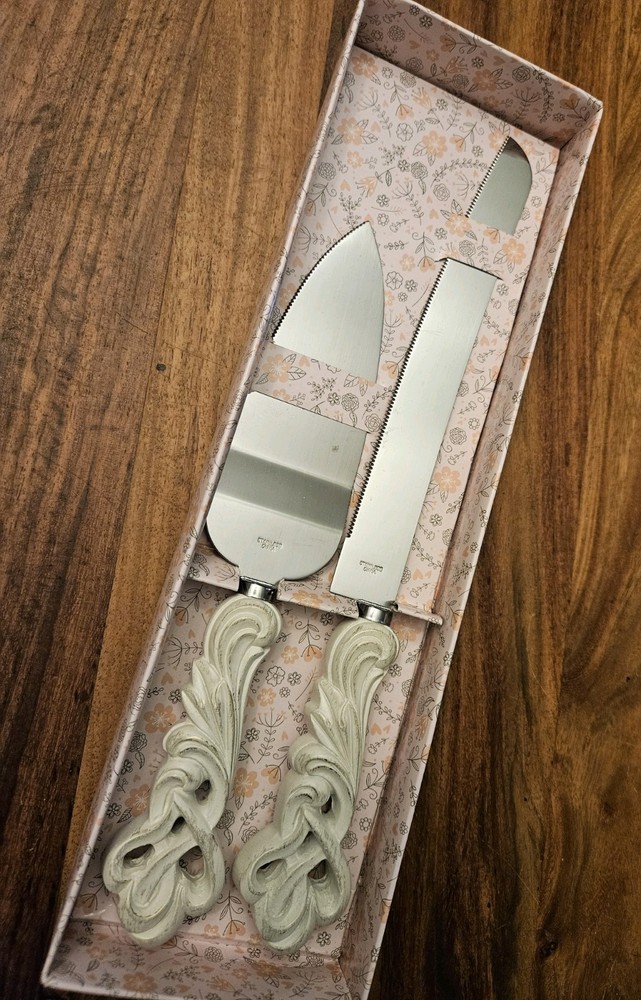 Cake Serving Set With Storage Box