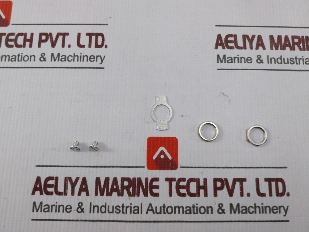 MCGILL 0090-0001 Toggle Switch 20A 250VAC