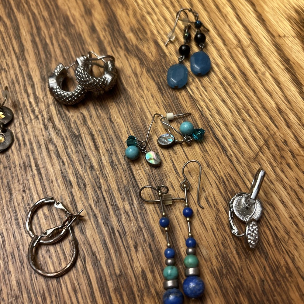 Mixed Earnings Lot