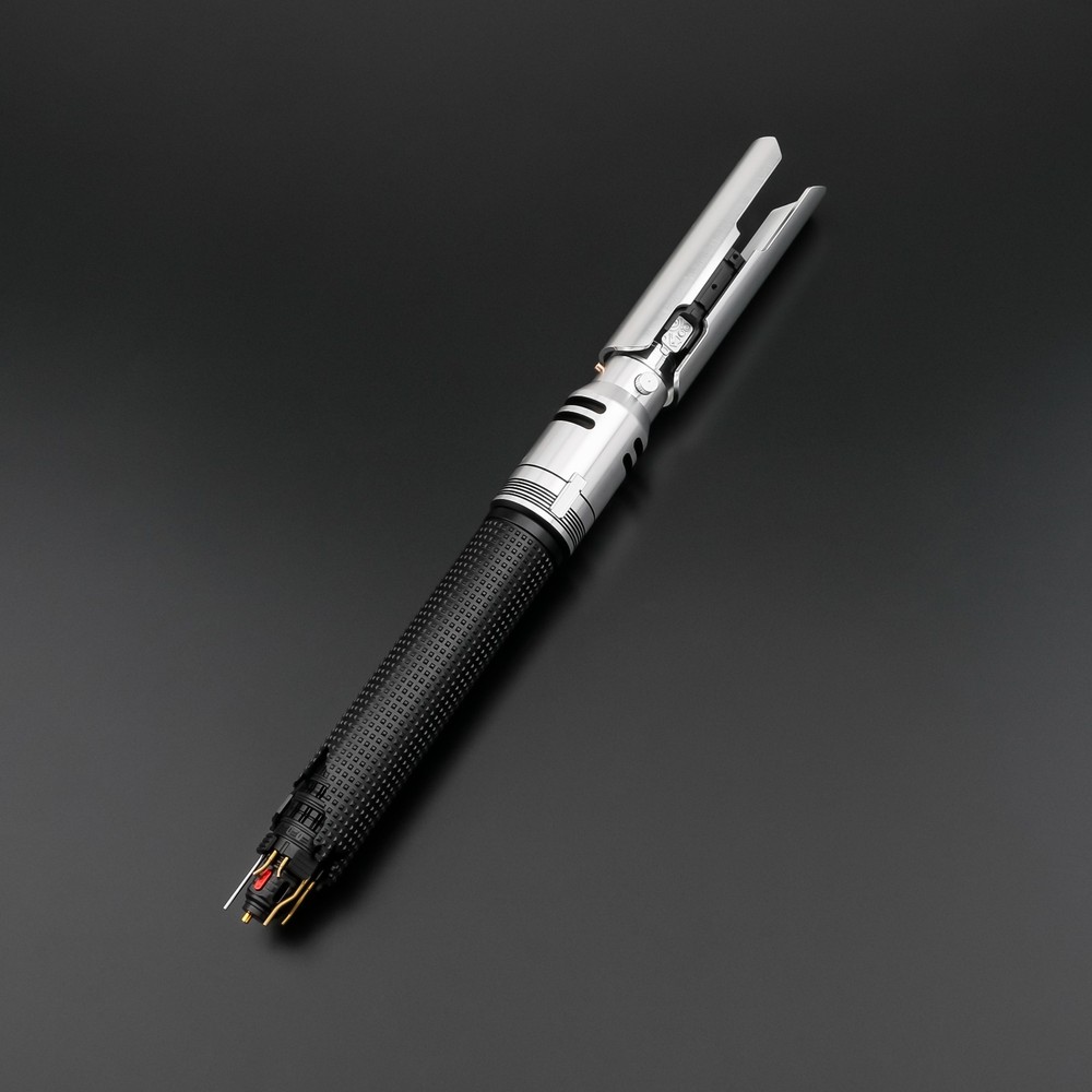 Cal Kestis Damaged Baselit Lightsaber