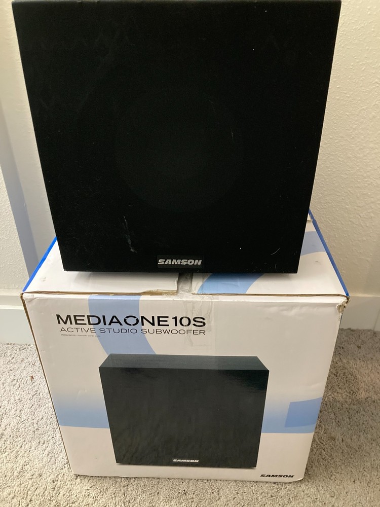 Samson MediaOne 10S 10" 100 Watt Powered Studio Subwoofer Variable Crossover Sub
