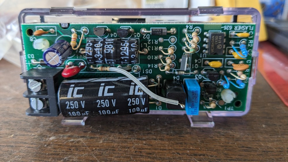 SIMPLEX -V/O 24VDC- 0626237 - 110cd RED 1HZ