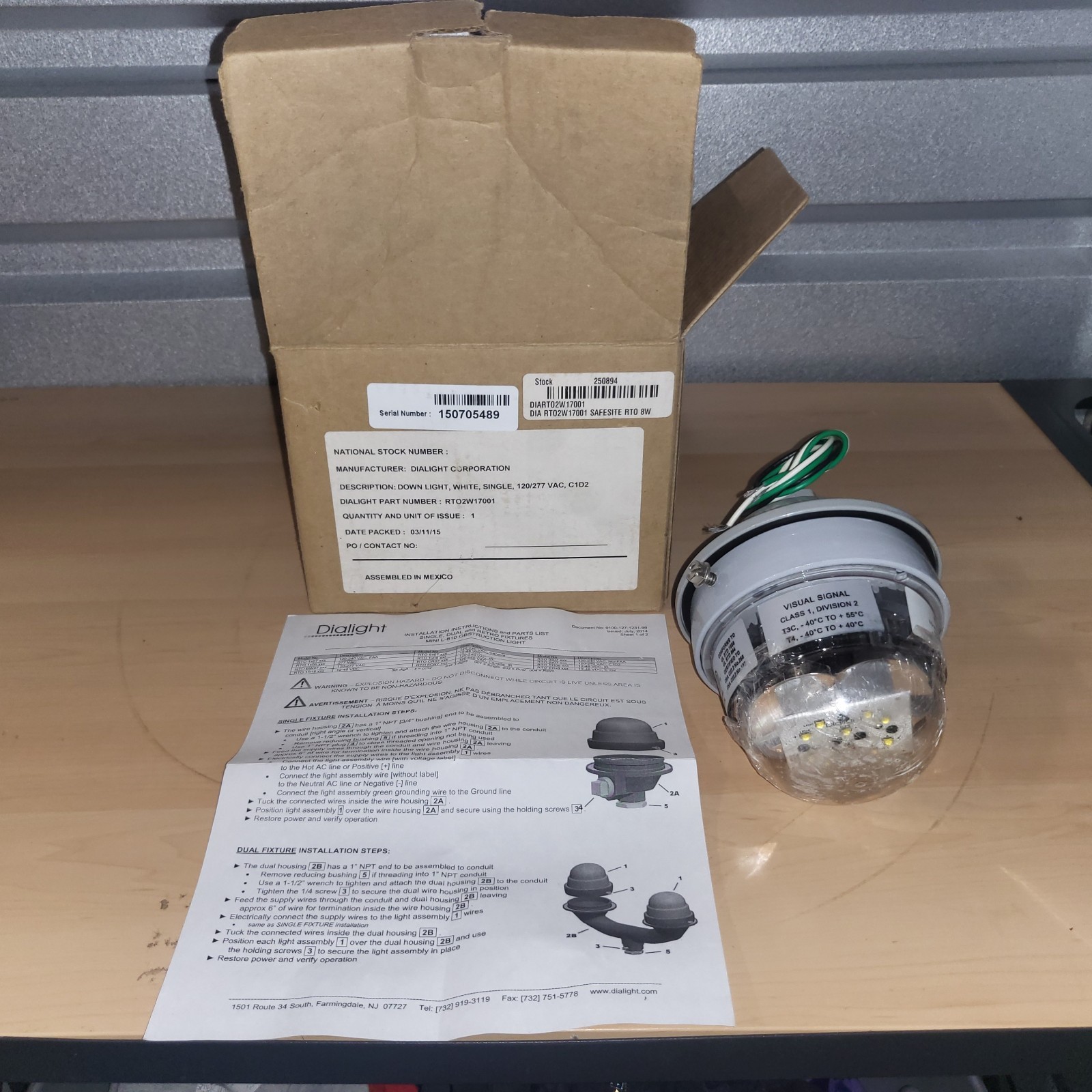 Dialight RTO‑2W17‑001 SafeSite LED Area Light – 800 Lumens, New