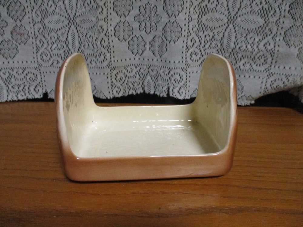 Vintage Ceramic Bread Holder Dish - Holds Sliced Bread