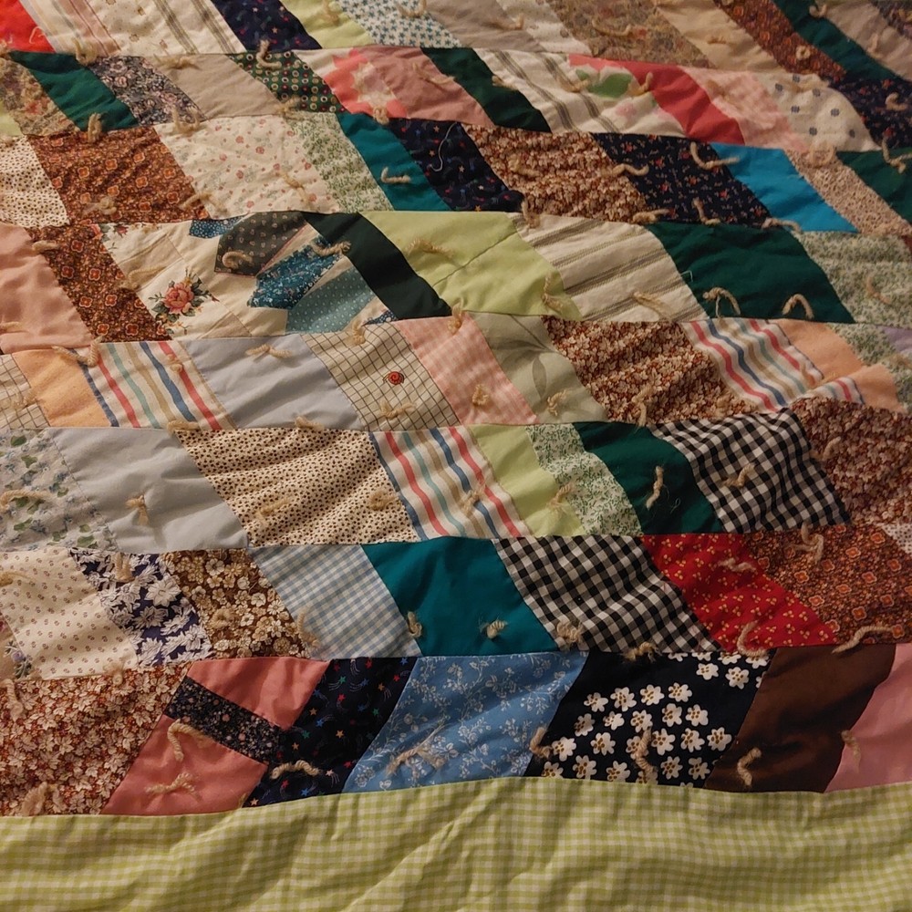 Vintage 90s Handmade Patchwork Quilt Blanket 38”x60”