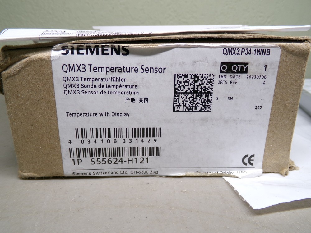 SIEMENS QMX3.P34-1WNB TEMPERATURE SENSOR WITH DISPLAY