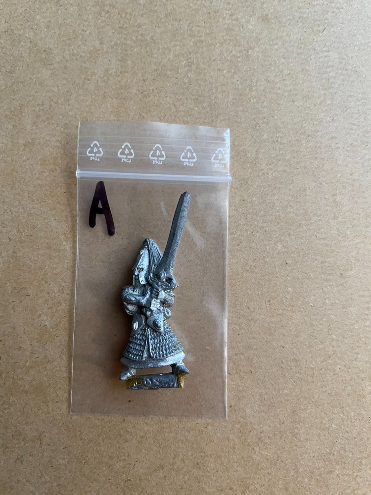 Warhammer High Elves Swordmaster metal