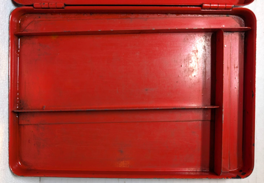 VINTAGE SNAP ON SOCKET WRENCHES EMPTY BOX FOR 1/4 SOCKET SET 8"x5-3/4"x1"