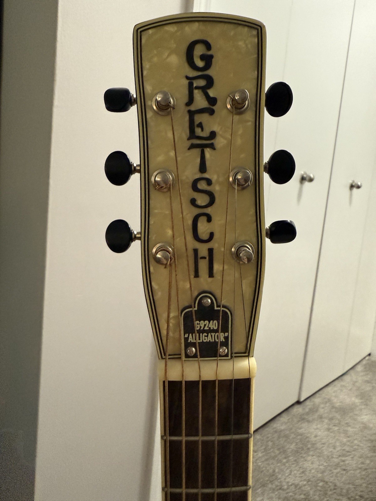 Gretsch G9240 Alligator Resonator Guitar – Excellent Condition