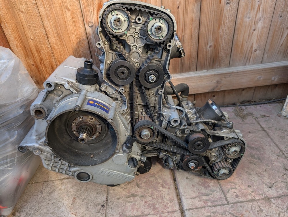 motorcycle engine