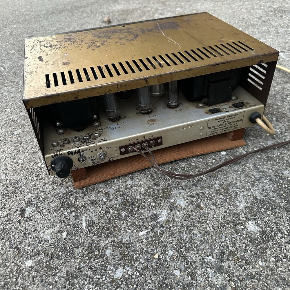 Pilot AA-903B tube amplifier, Pushpull EL84, ECC83