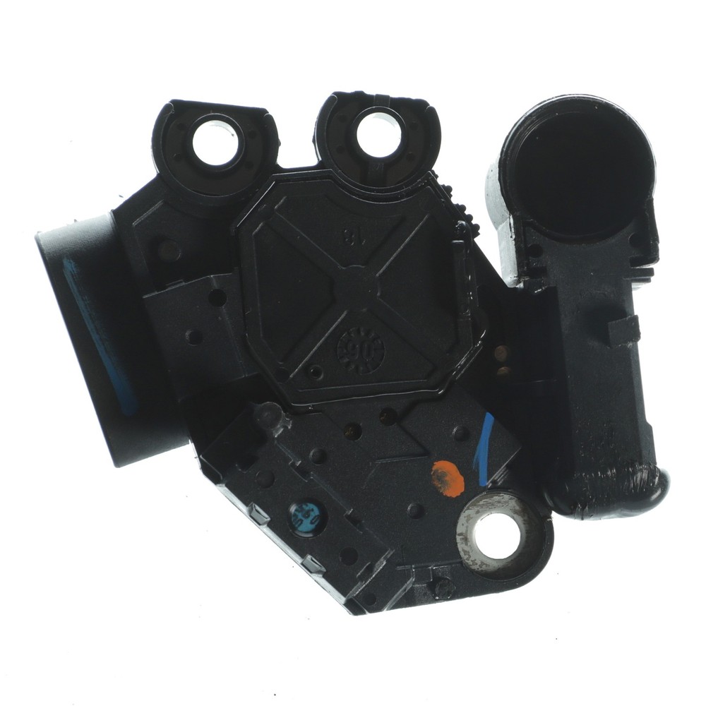 Genuine GM Voltage Regulator Assembly 15926088