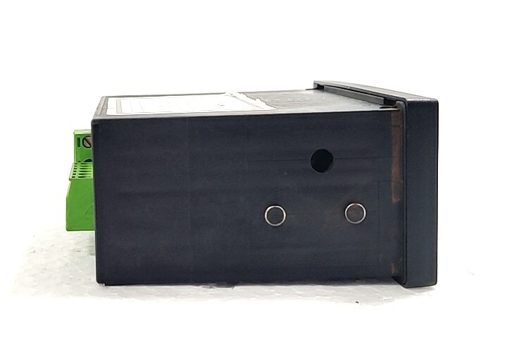 BRODERSEN UDC-32 DIGITAL PANEL CONTROLLER