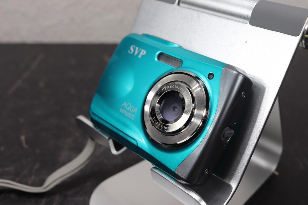SVP Aqua WP6800 Blue Waterproof Digital Camera Working