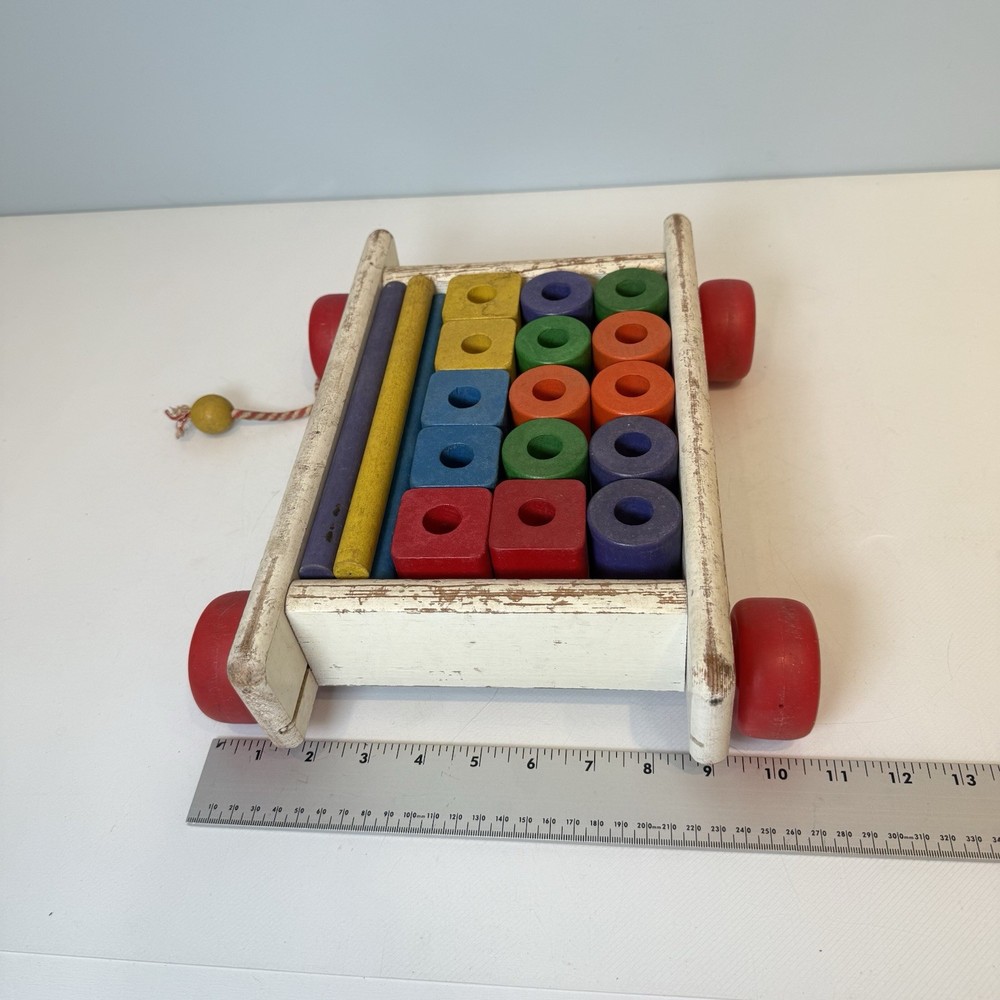 VTG PLAYSKOOL COL-O-ROL WAGON 9 Cylinder 6 Cubes 6 Rod Blocks Pull String