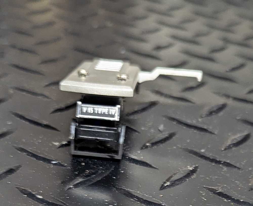 SHURE V15 TYPE IV on metal headshell