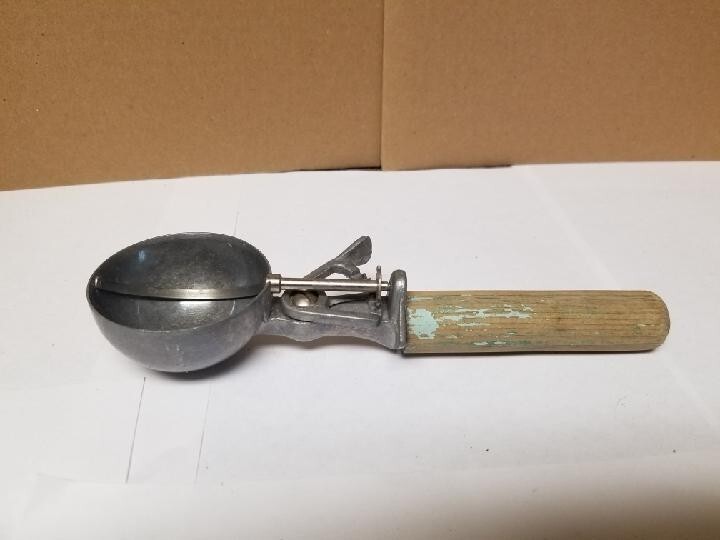 Vintage Wood Handle Ice Cream Scoop