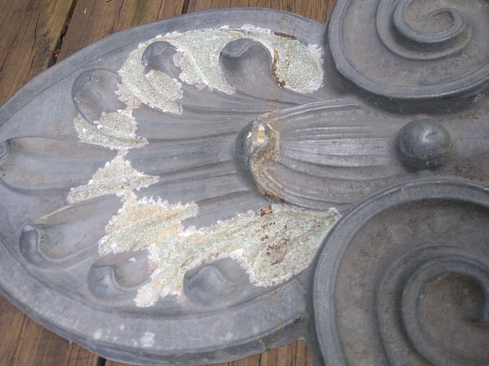 Zinc Architectural elements, Cornice pair